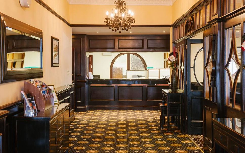 Front desk Photo