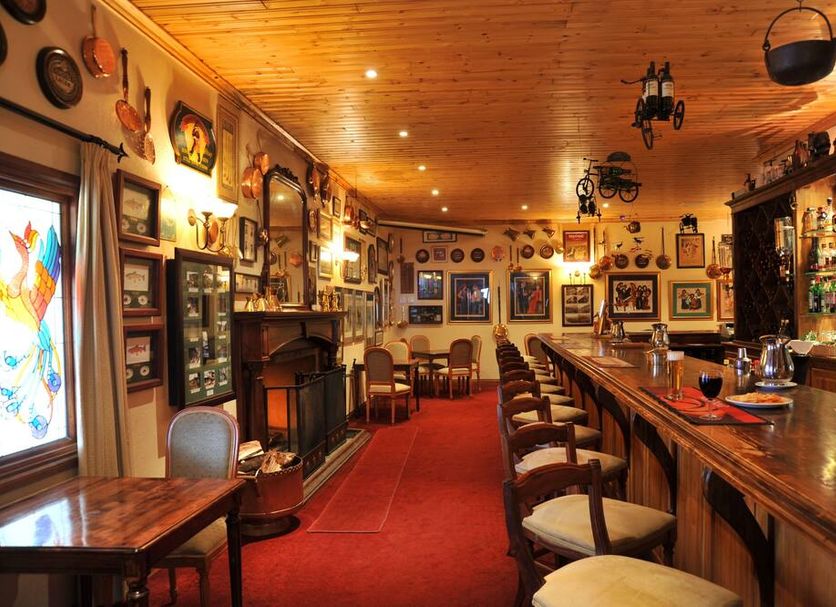 Bar Photo