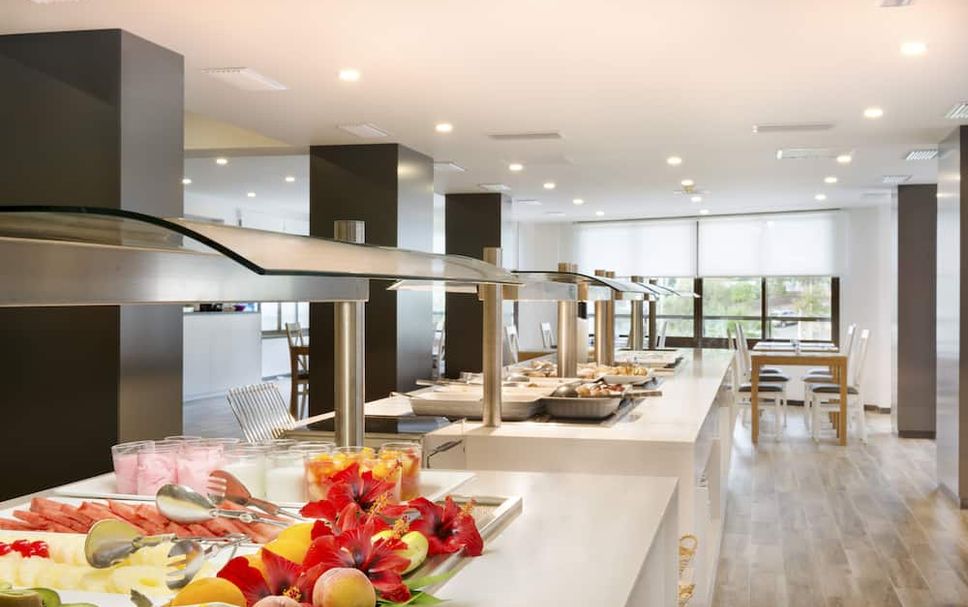 Buffet Photo