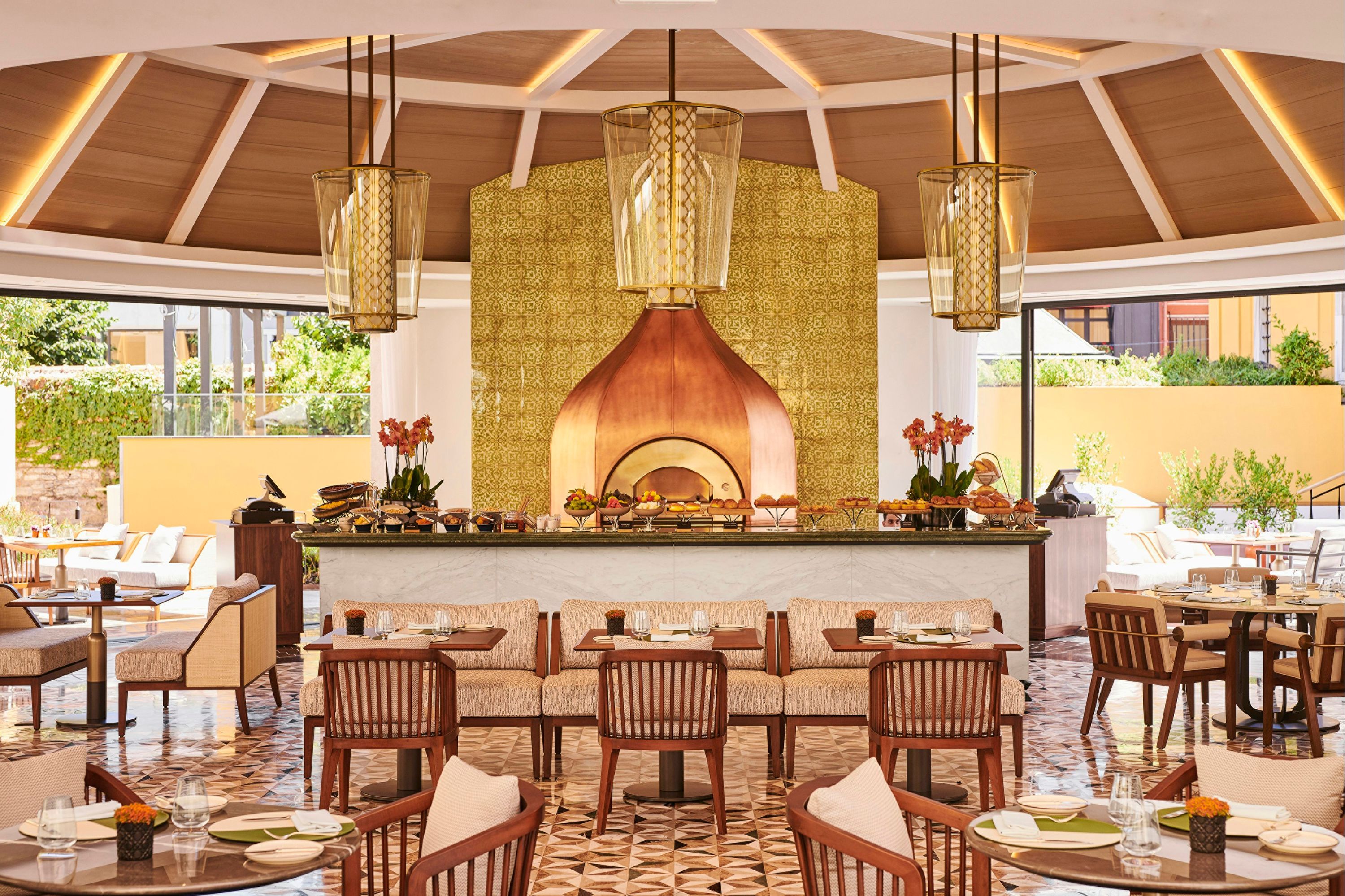 Restaurant Photo