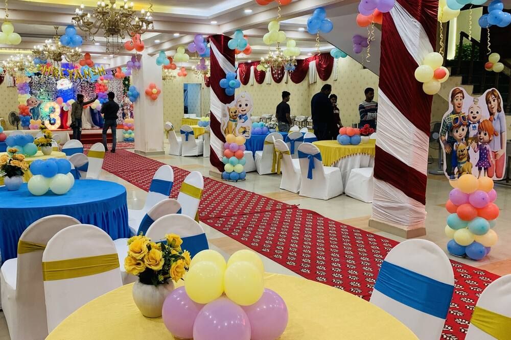 Banquet hall