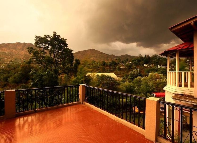 Balcony Photo