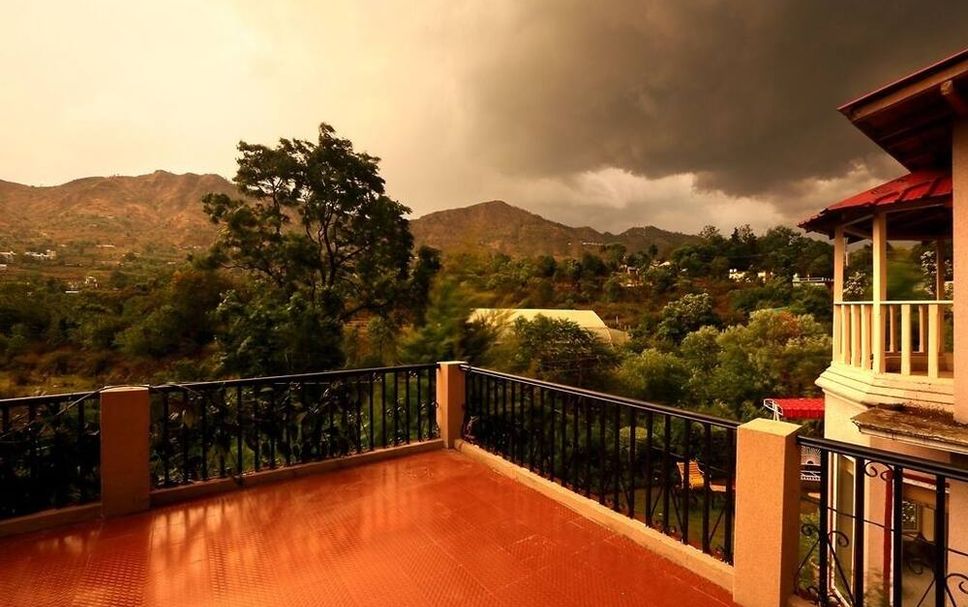 Balcony Photo