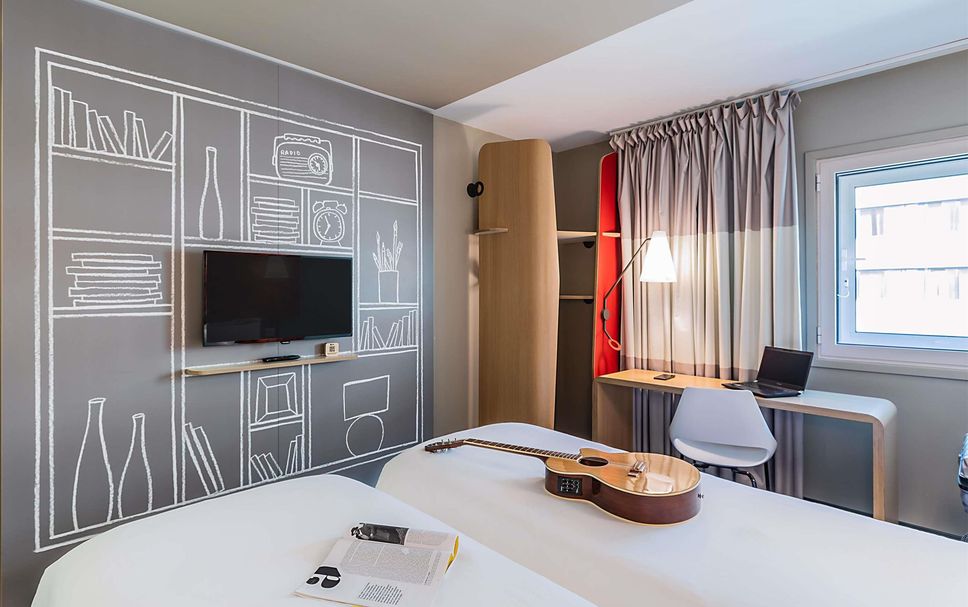 Bedroom Photo