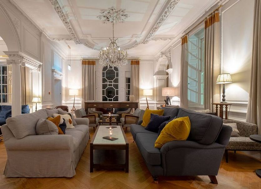 Lounge Photo