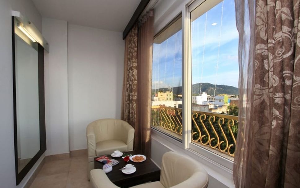 Balcony Photo