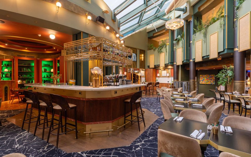 Bar Photo