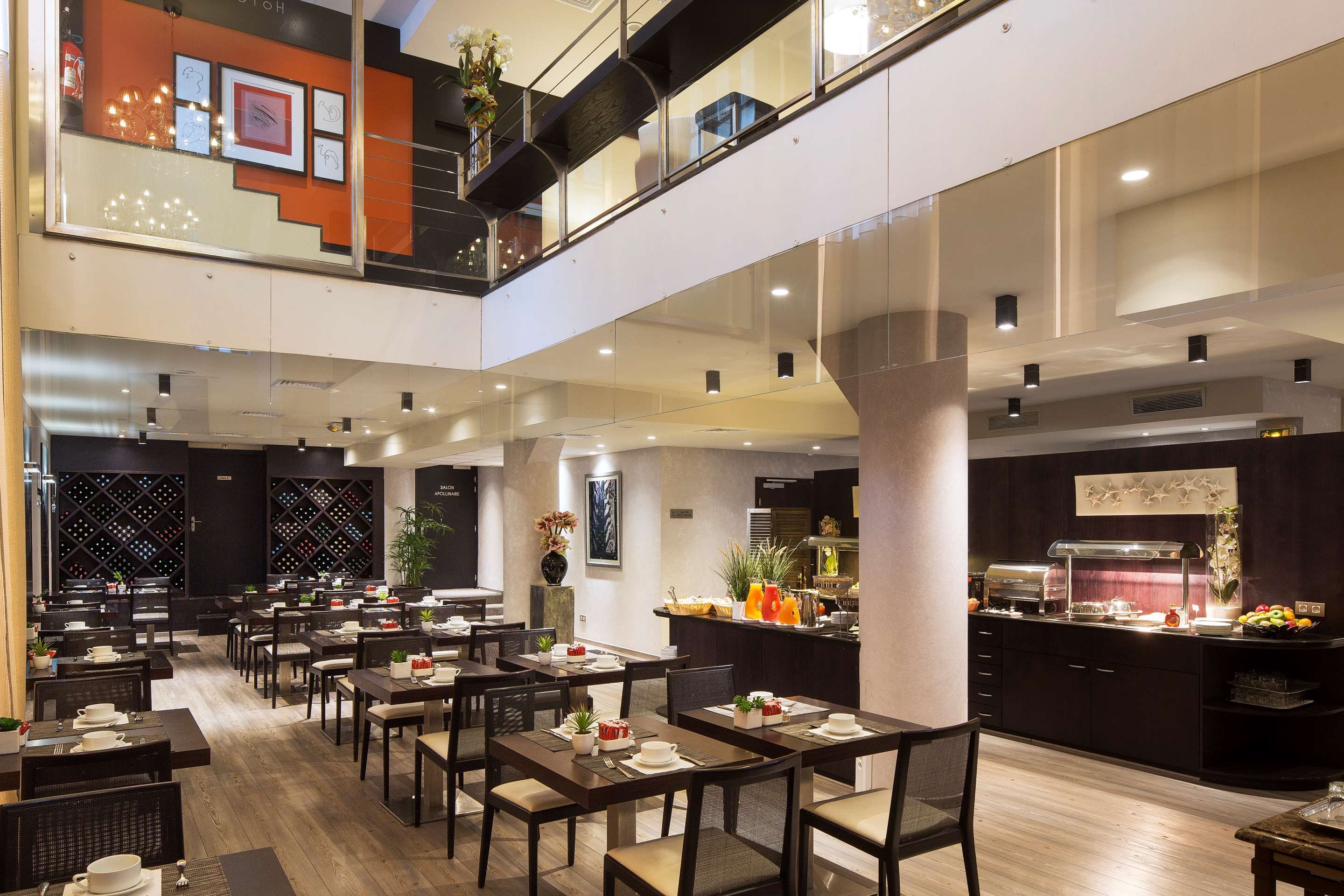 Restaurant Photo