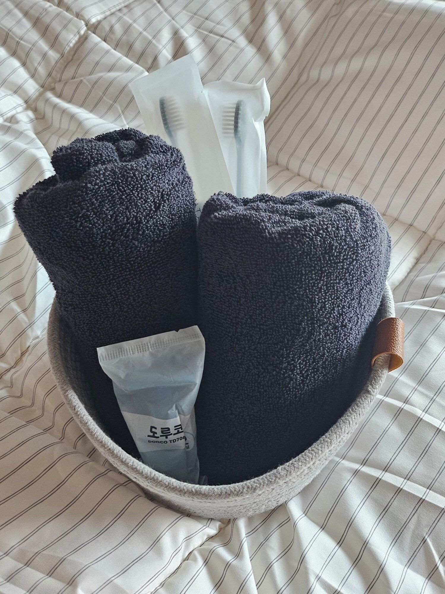 Room amenity