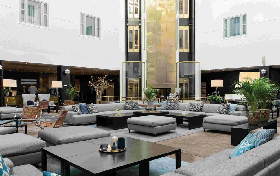 Lounge Photo