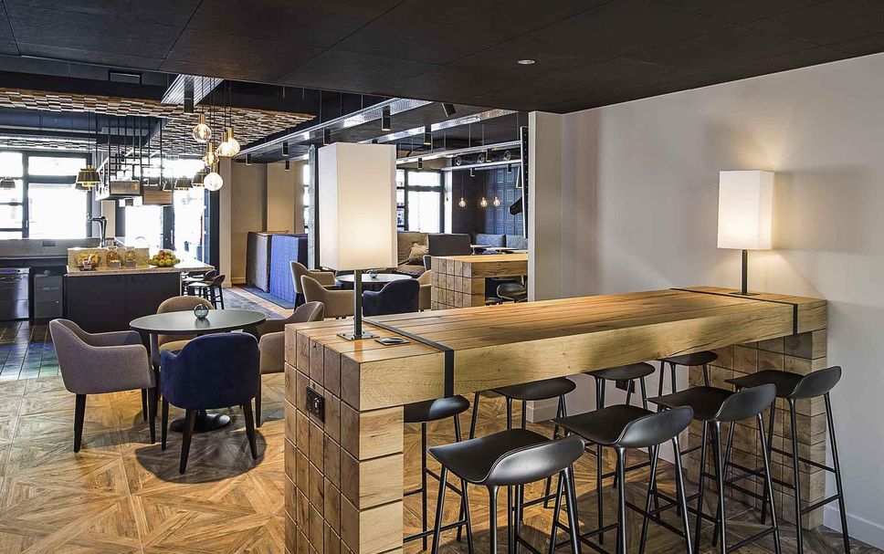 Restaurant Photo