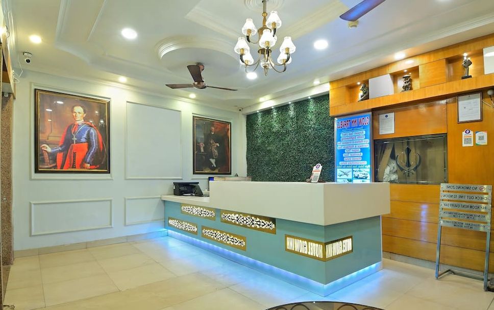 Front desk Photo