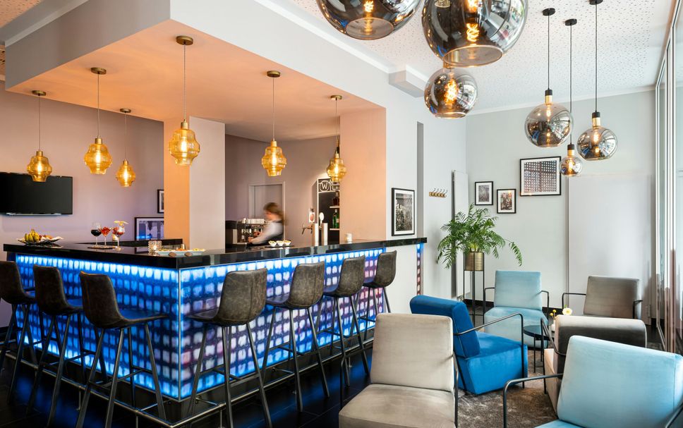 Bar Photo