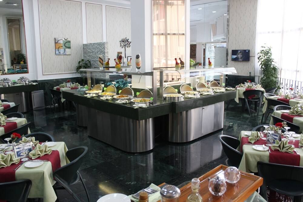 Buffet Photo