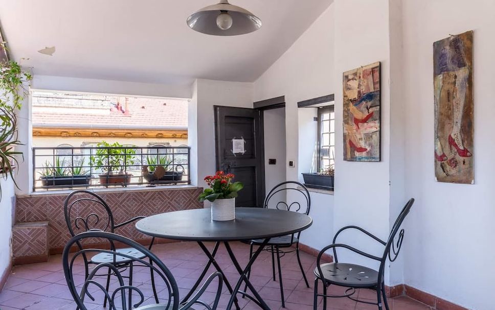 Dining room Photo