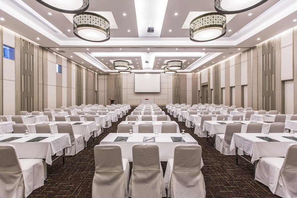 Banquet hall