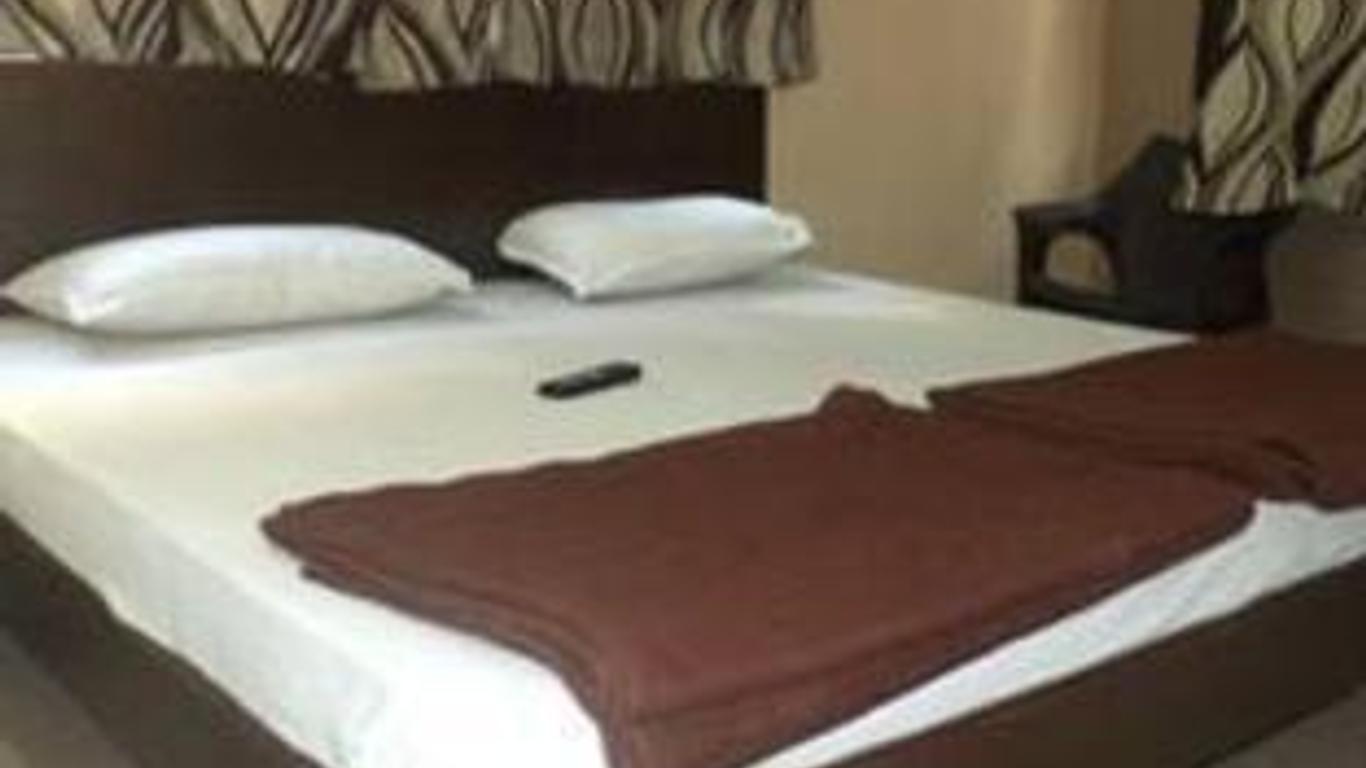 Hotel Dwarkesh Inn
