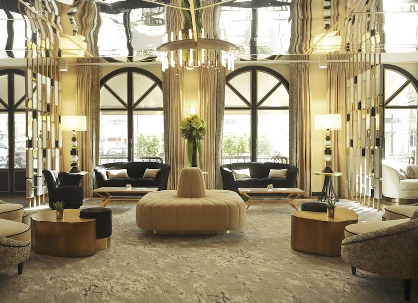 Lounge Photo