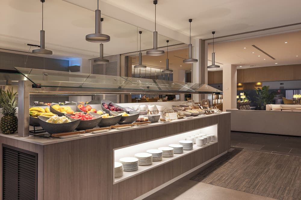 Buffet Photo