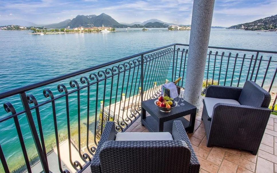 Balcony Photo