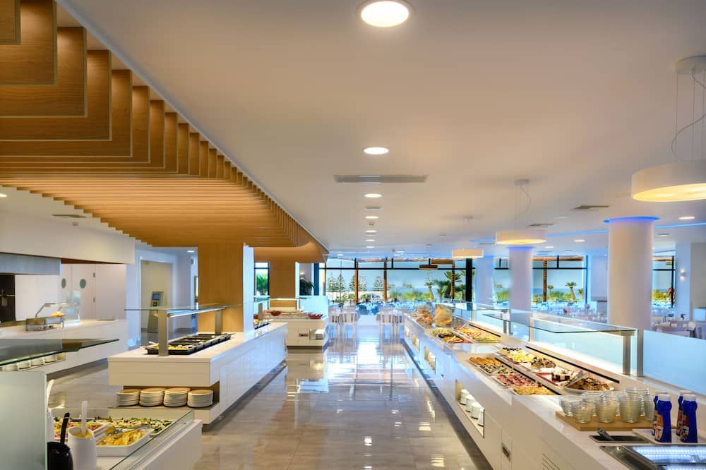Buffet Photo