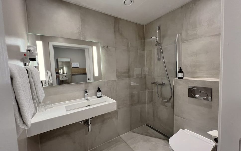 Bathroom Photo