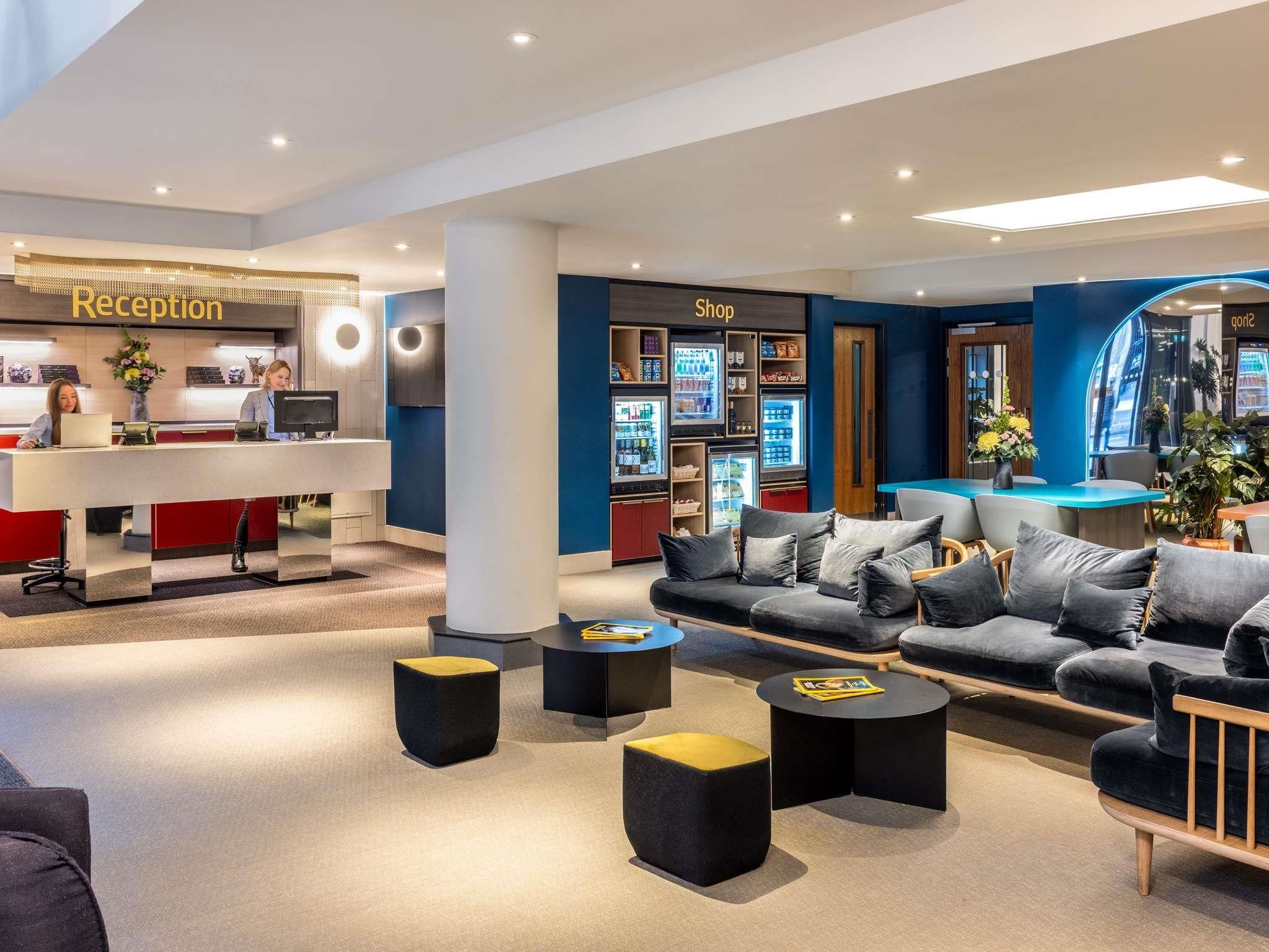 Lounge Photo
