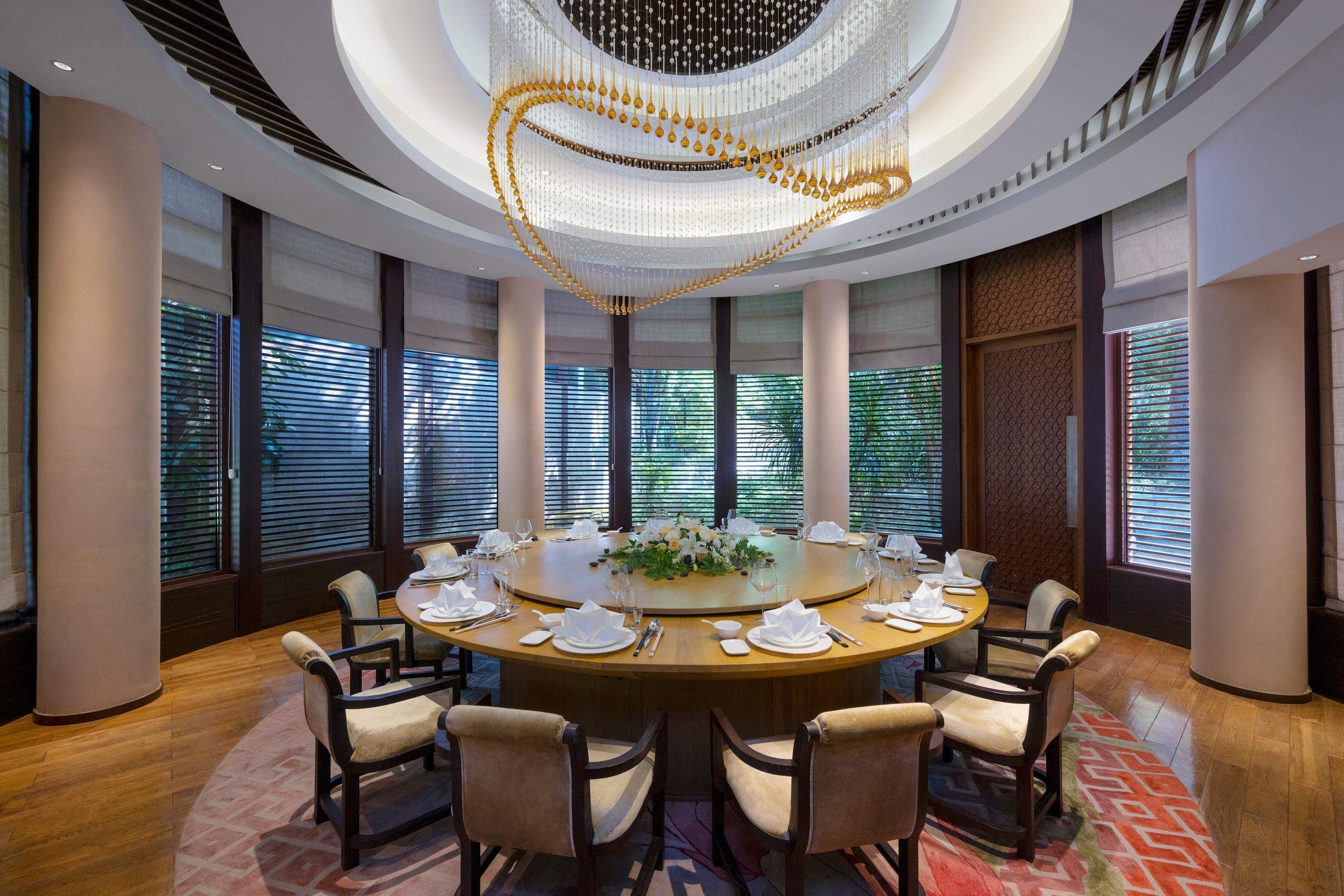 Banquet hall