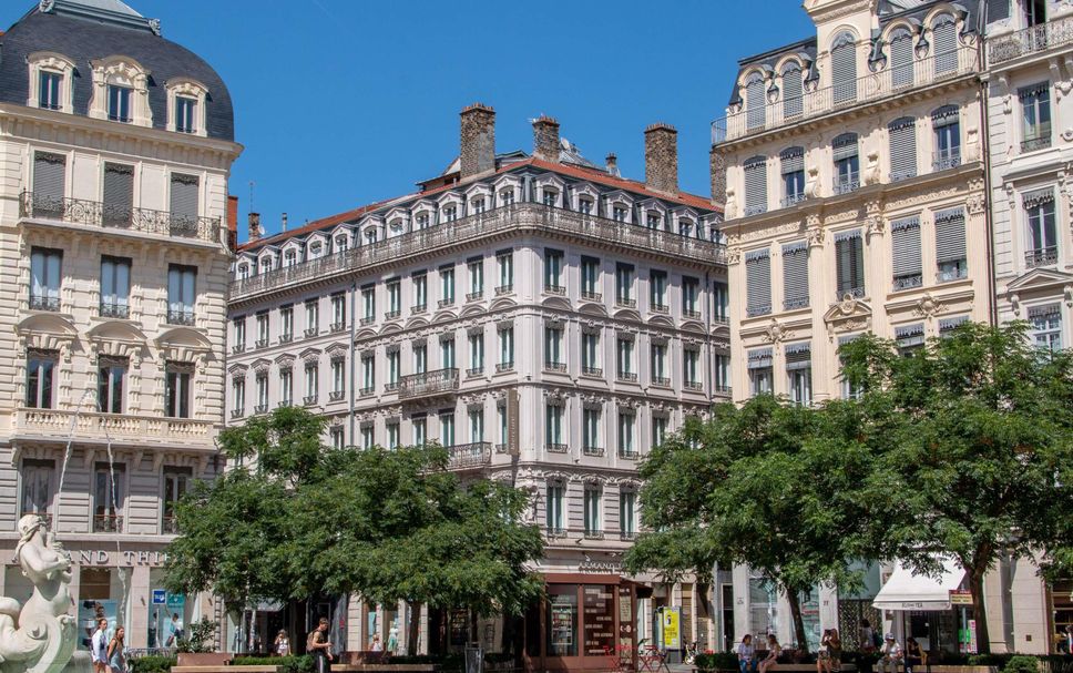 Building Photo