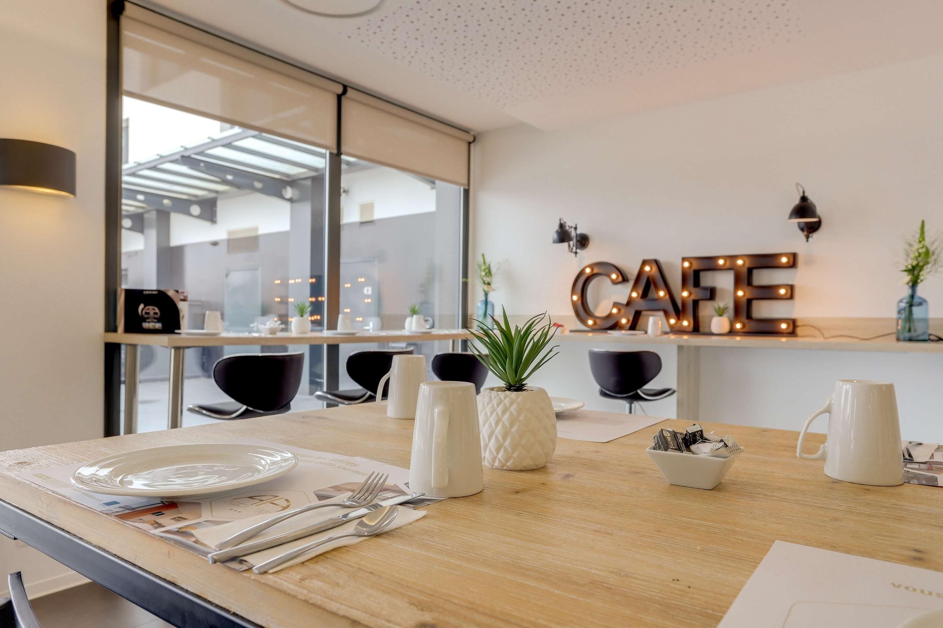 Dining room Photo