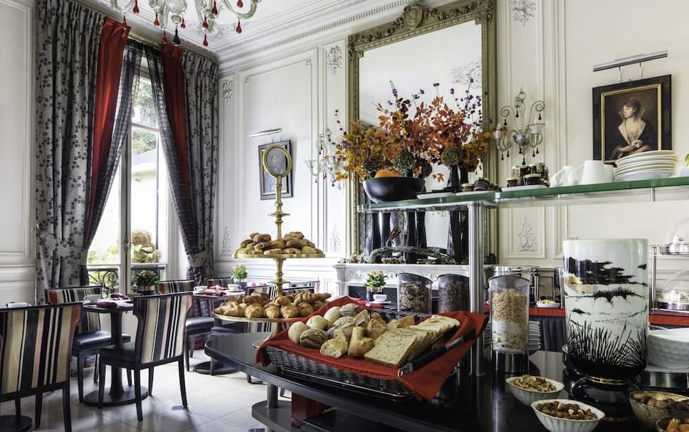Dining room Photo