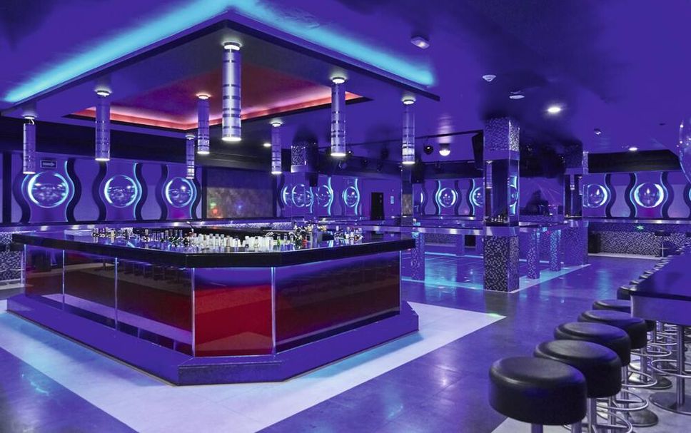 Bar Photo