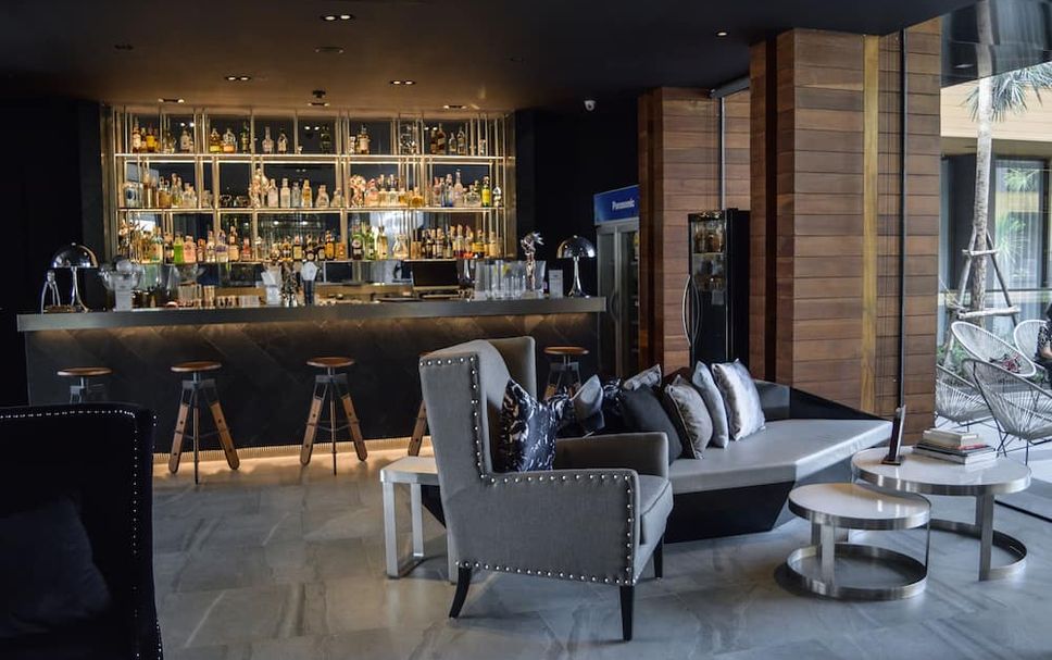 Bar Photo