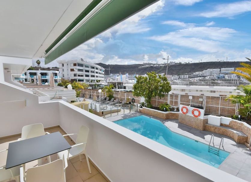 Balcony Photo