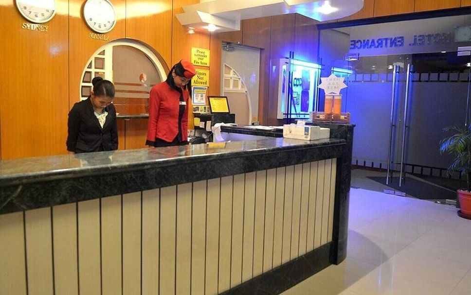 Front desk Photo