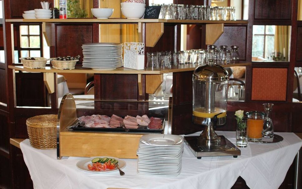 Buffet Photo