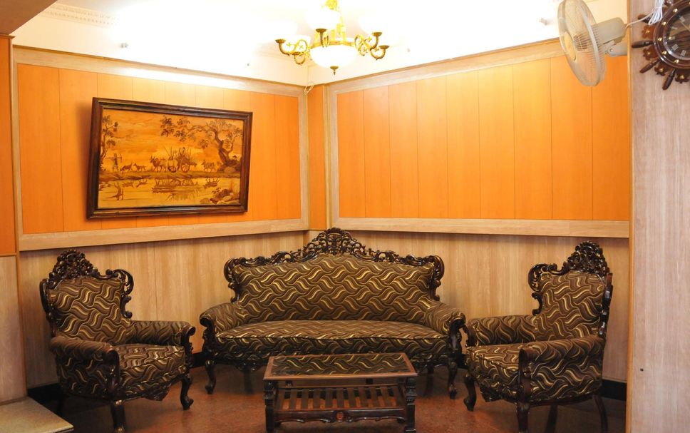 Lounge Photo