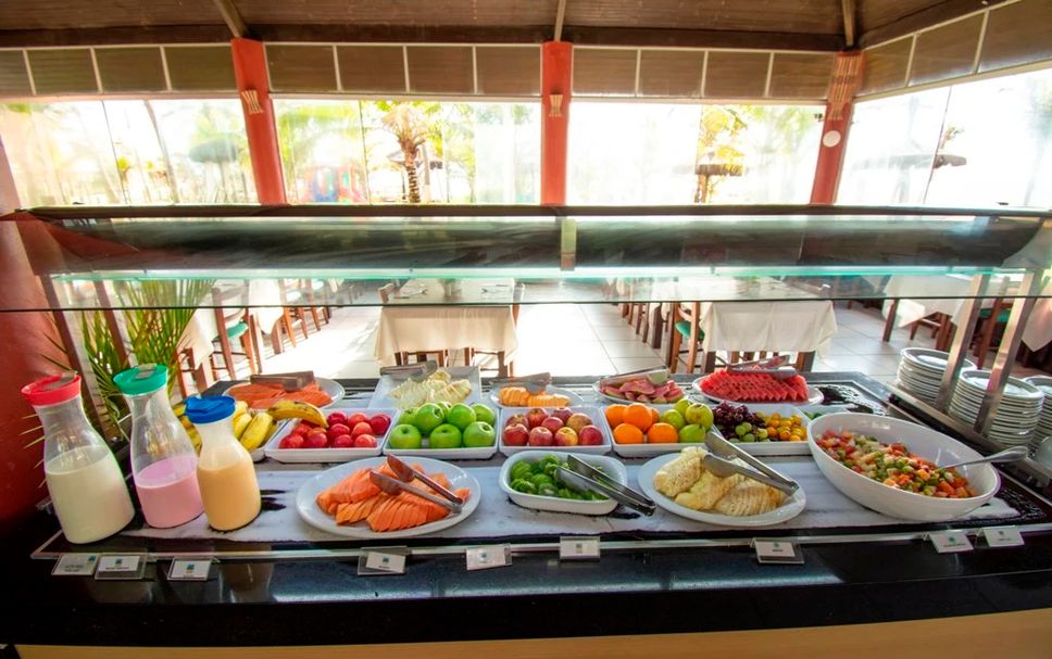 Buffet Photo