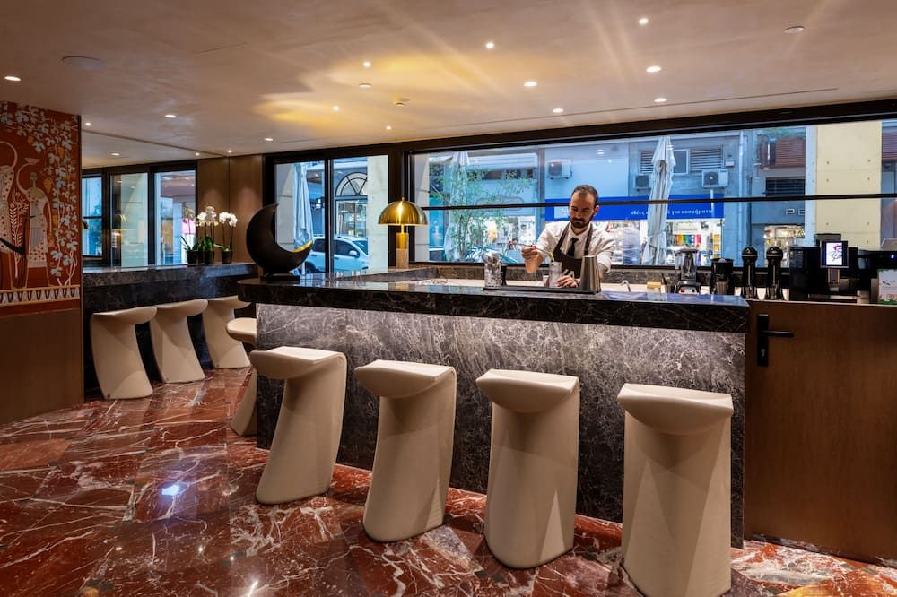 Bar Photo