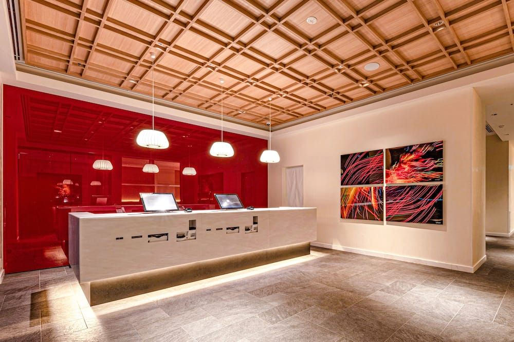Front desk Photo