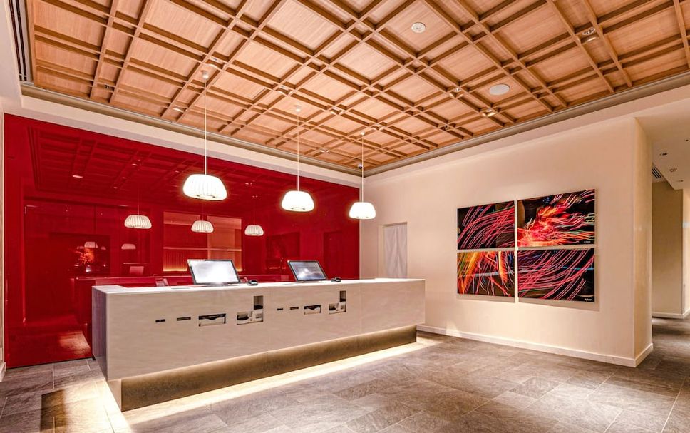 Front desk Photo