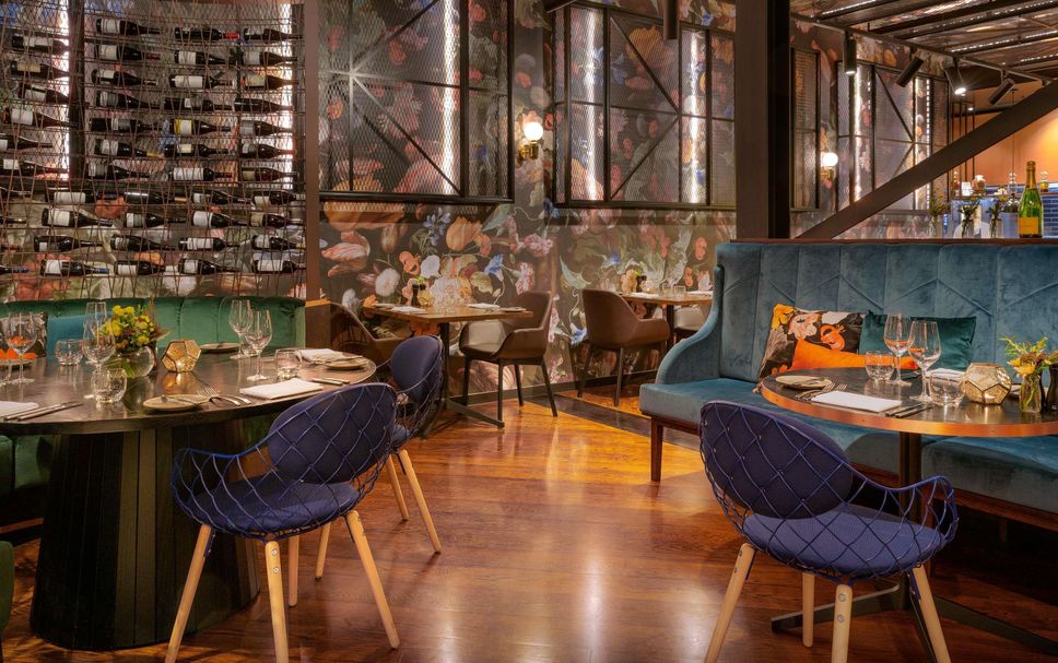 Restaurant Photo