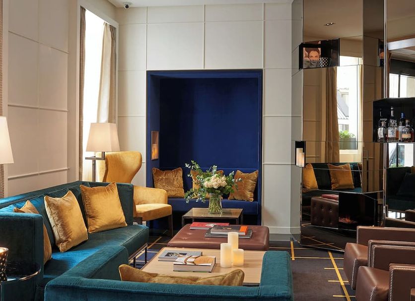 Lounge Photo