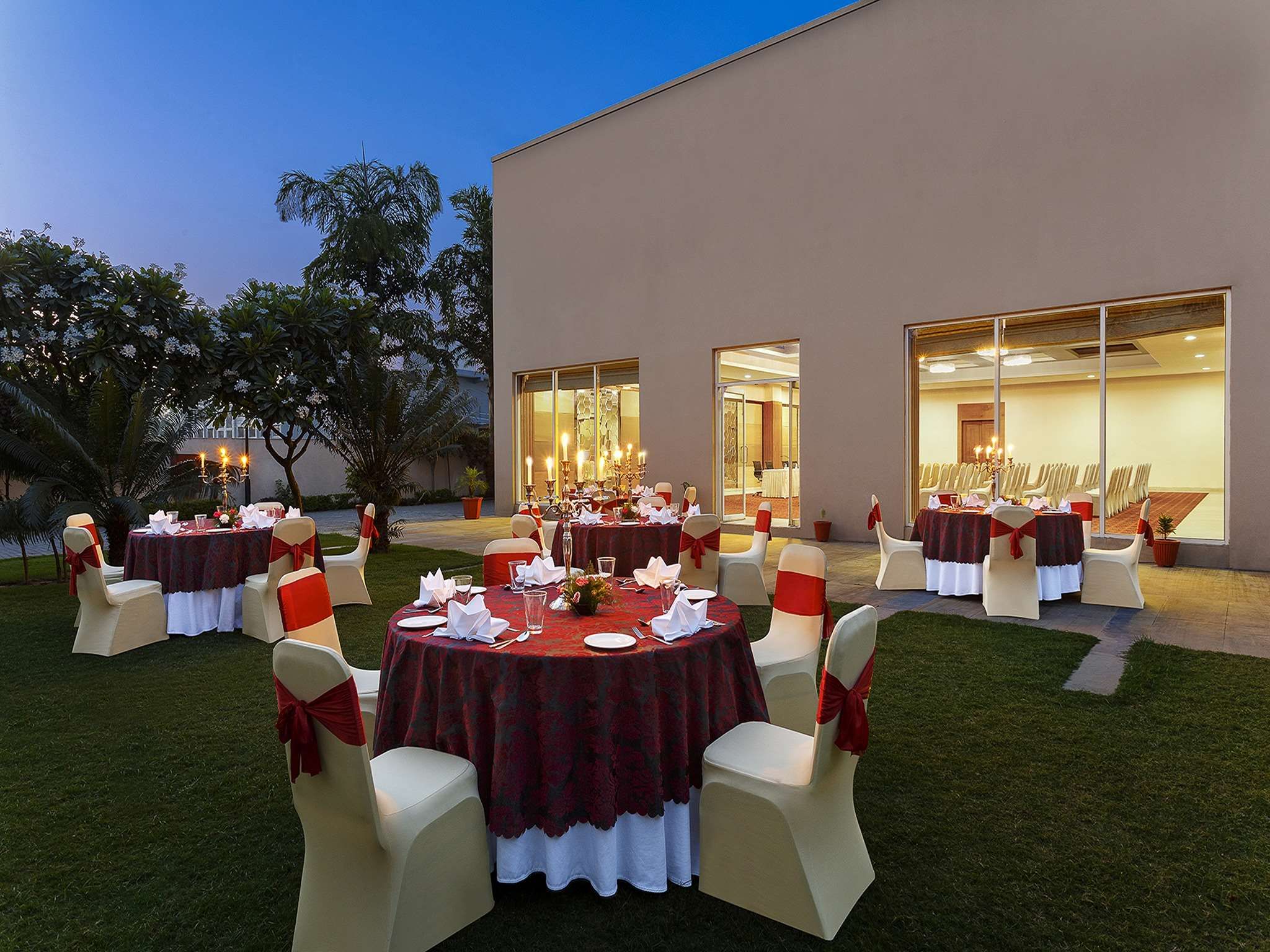 Banquet hall