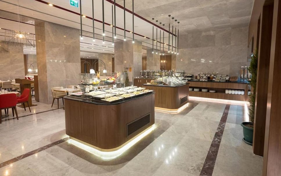 Buffet Photo