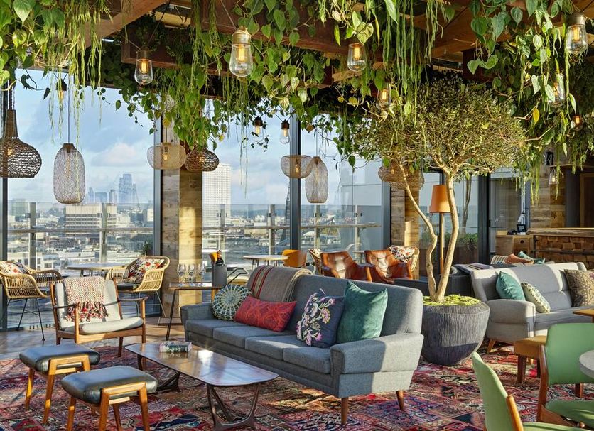 Lounge Photo