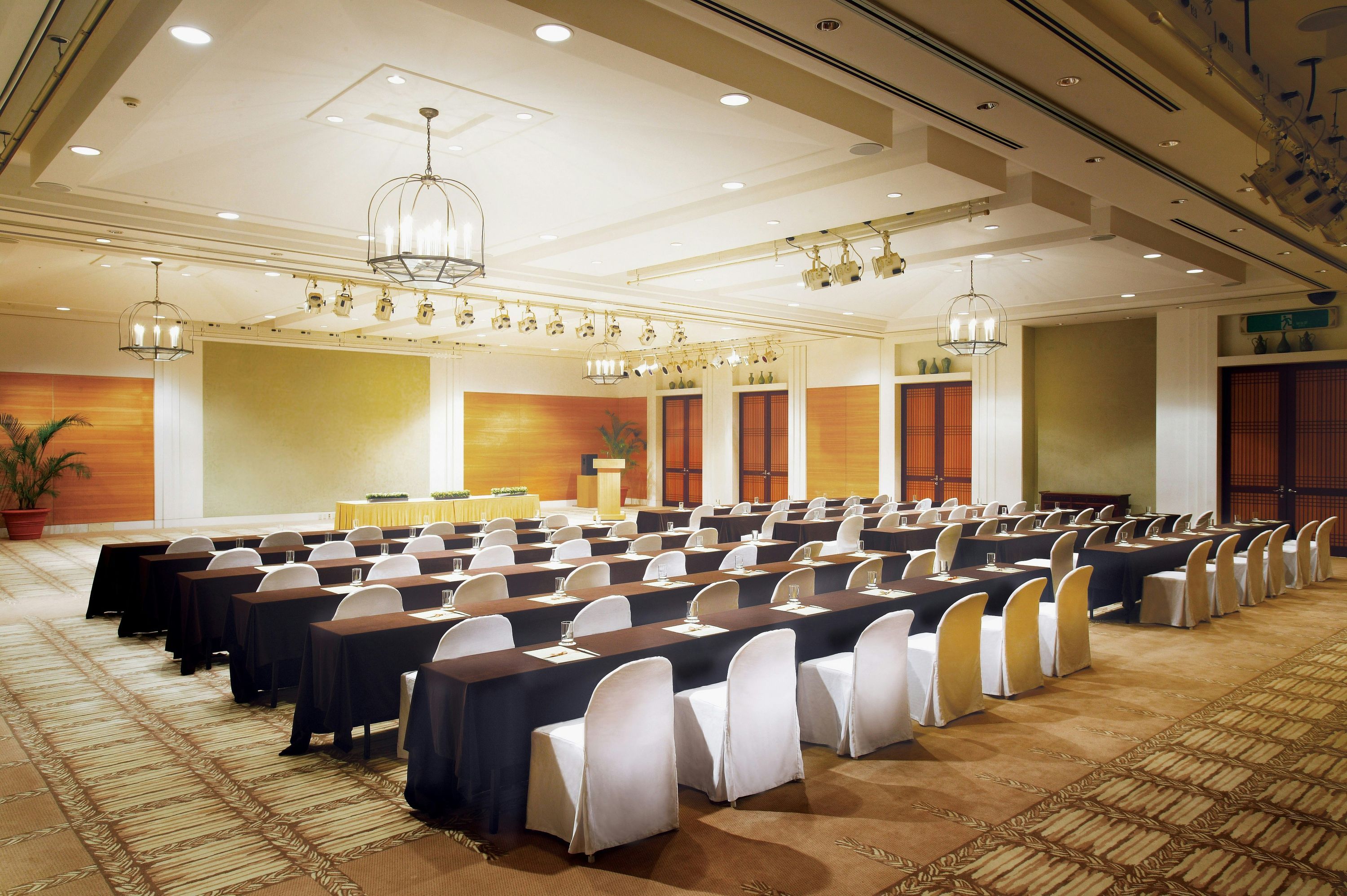 Banquet hall