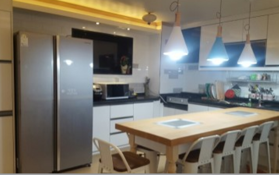 Kitchen Photo