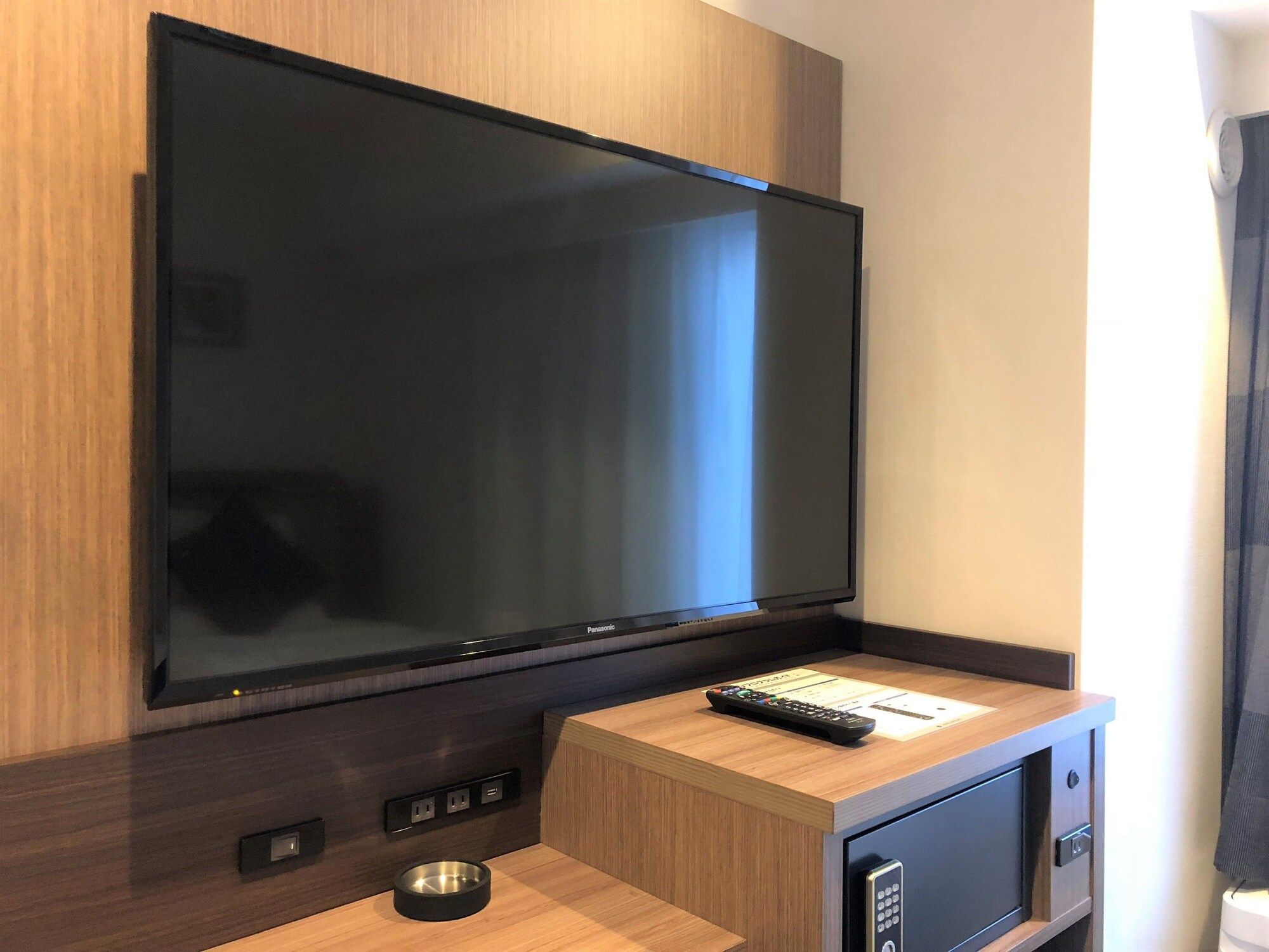 Room amenity