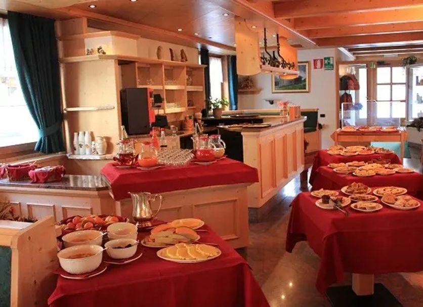Buffet Photo